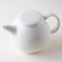 Load image into Gallery viewer, PEBBLE teapot
